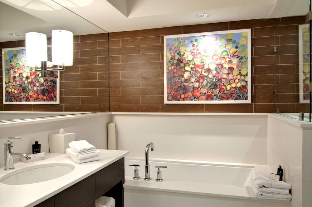 Bathroom view of City Loft Hotel