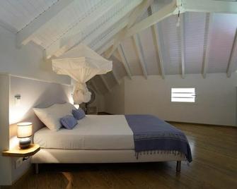Jasmin Duplex 5 people - Panoramic Sea View - Bouillante - Bedroom