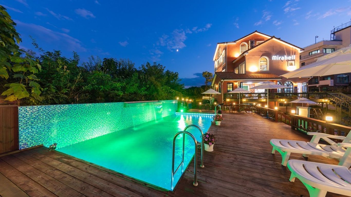 Gangneung Mirabell Spa Pension