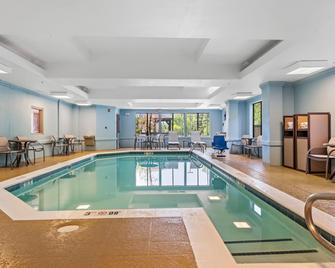 Holiday Inn Express & Suites Maumelle - Little Rock Nw - Maumelle - Басейн