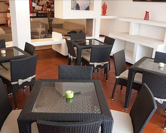 Hotel Garibaldi - La Maddalena - Ravintola