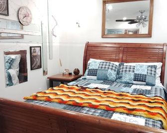 1 Bed/1 Bath Near Umkc And The Plaza - קנזס סיטי - חדר שינה