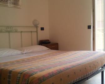 Hotel Mimosa - Alassio - Slaapkamer
