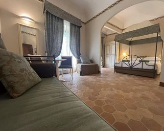 Hotel Villa San Lucchese - Poggibonsi