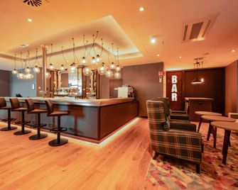 بريميير إن كارلسروهو سيتي آم اسرتورم - كارلسروه - بار