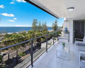Malibu Apartments - Mooloolaba - Balcony