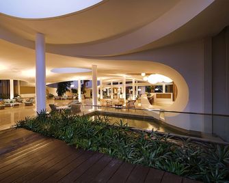 Tambuli Seaside Resort and Spa - Mactan - Hành lang
