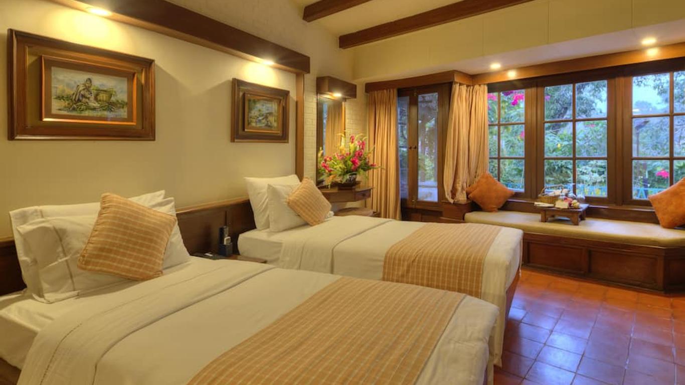 Fish Tail Lodge