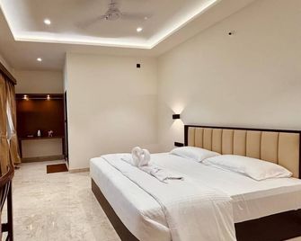 Hotel Hill View - Sringeri - Bedroom