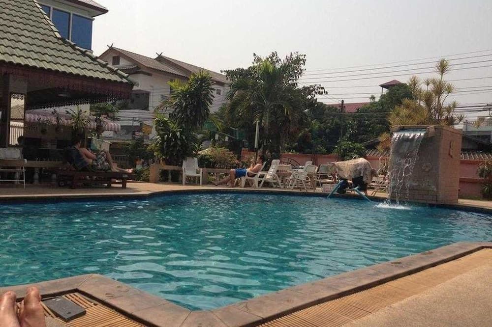 هوتل أو توب نورث جيست هاوس