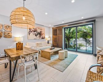 Bali Hai Beachfront Resort and Spa - Anna Maria
