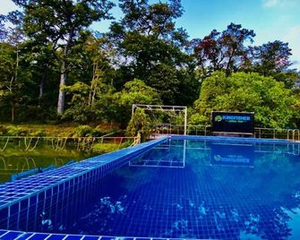 Dandeli Kingfisher Jungle Stay By Terastay - Dandeli - Pool