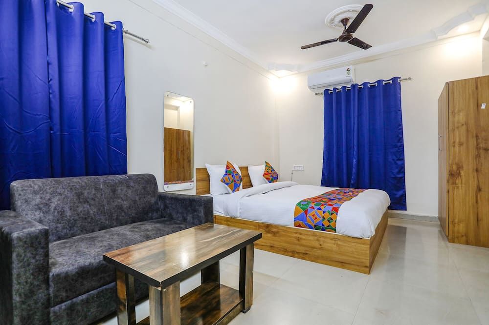 فاب هوتل سونيت إنز - رانتشي - غرفة نوم