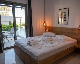 Finikas Suites & Apartments Airport By Airstay - Artémida - Bedroom