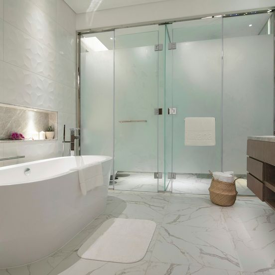 Al Jaddaf Rotana Suite Hotel image 1