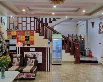 Fancy Sapa Hostel 2 - Sa Pa - Front desk