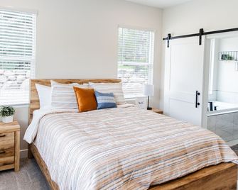 Premier Pine Valley Cabin - Pine Valley - Bedroom
