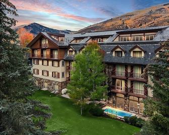 Great Deal! Close to Gopher Hill Lift w/ Hot tub and Parking! - Vail - Gebouw