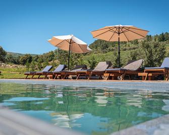 Terrasense Mountain Charm Retreat & Farm - Videmonte - Basen
