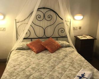 Camere Gozzante - Pienza - Bedroom