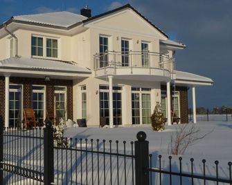 Double Room with Garden View - Villa Tuscany Rothenburg - Windelsbach - Building