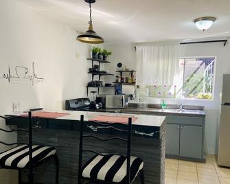 Zebra Studio - Tijuana - Kitchen