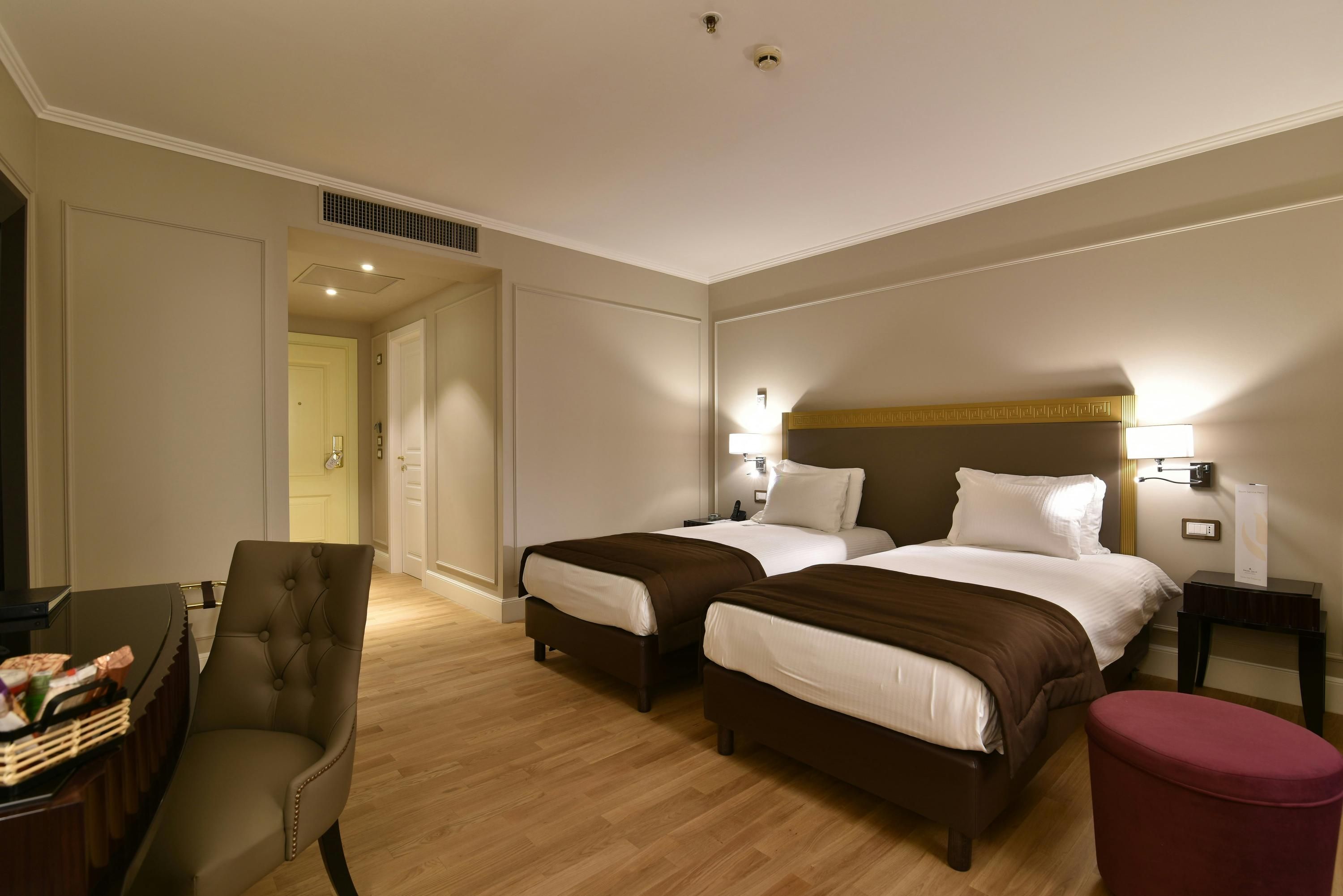Grand Hotel Yerevan - ירבאן - חדר שינה