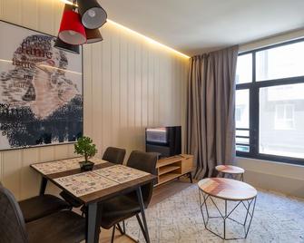 Bilbao Metropolitan By Staynn Apartments - Bilbao - Comedor