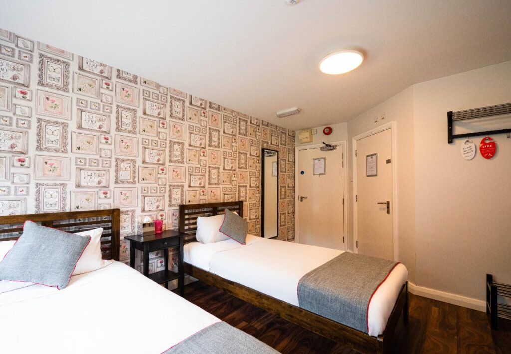 The Oak - קובנטרי - חדר שינה