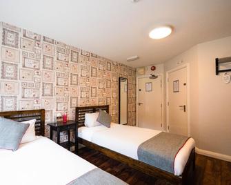 The Oak - Coventry - Schlafzimmer