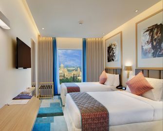 Holiday Inn Bengaluru Racecourse By IHG - Bengaluru - Bedroom