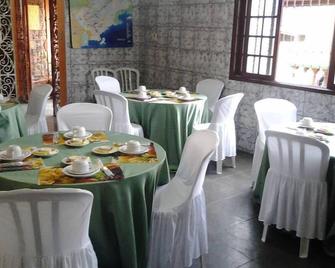 Pousada Da Cris Caraguatatuba - Caraguatatuba - Restaurant
