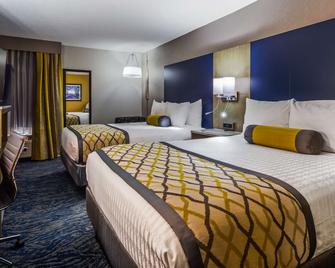 Best Western Plus Bloomington East Hotel - Bloomington - Schlafzimmer