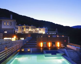 12 Months Resort & Spa - Tsagkarada - Edificio