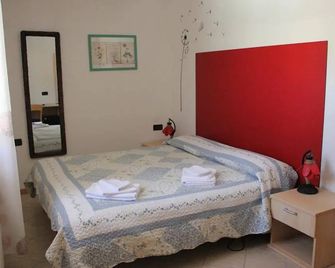 Bed and Breakfast Galet - פייבה די לדרו - חדר שינה
