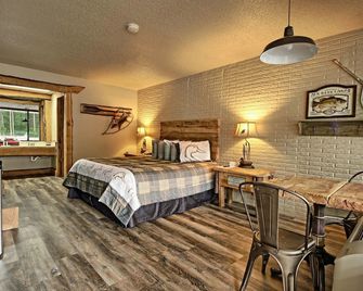 Stonegate Inn - Eureka Springs