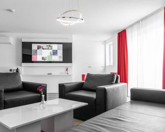 Hotel Andante Rust - Rust - Sala de estar