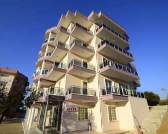 Dort Mevsim Suit Hotel - Çanakkale - Gebäude