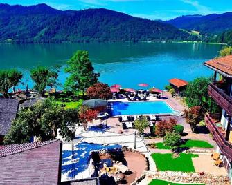 Seehotel Schlierseer Hof - Schliersee - Bazén