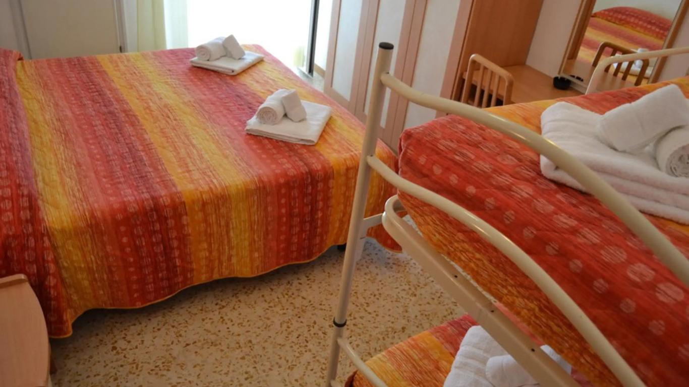 Hotel Apis