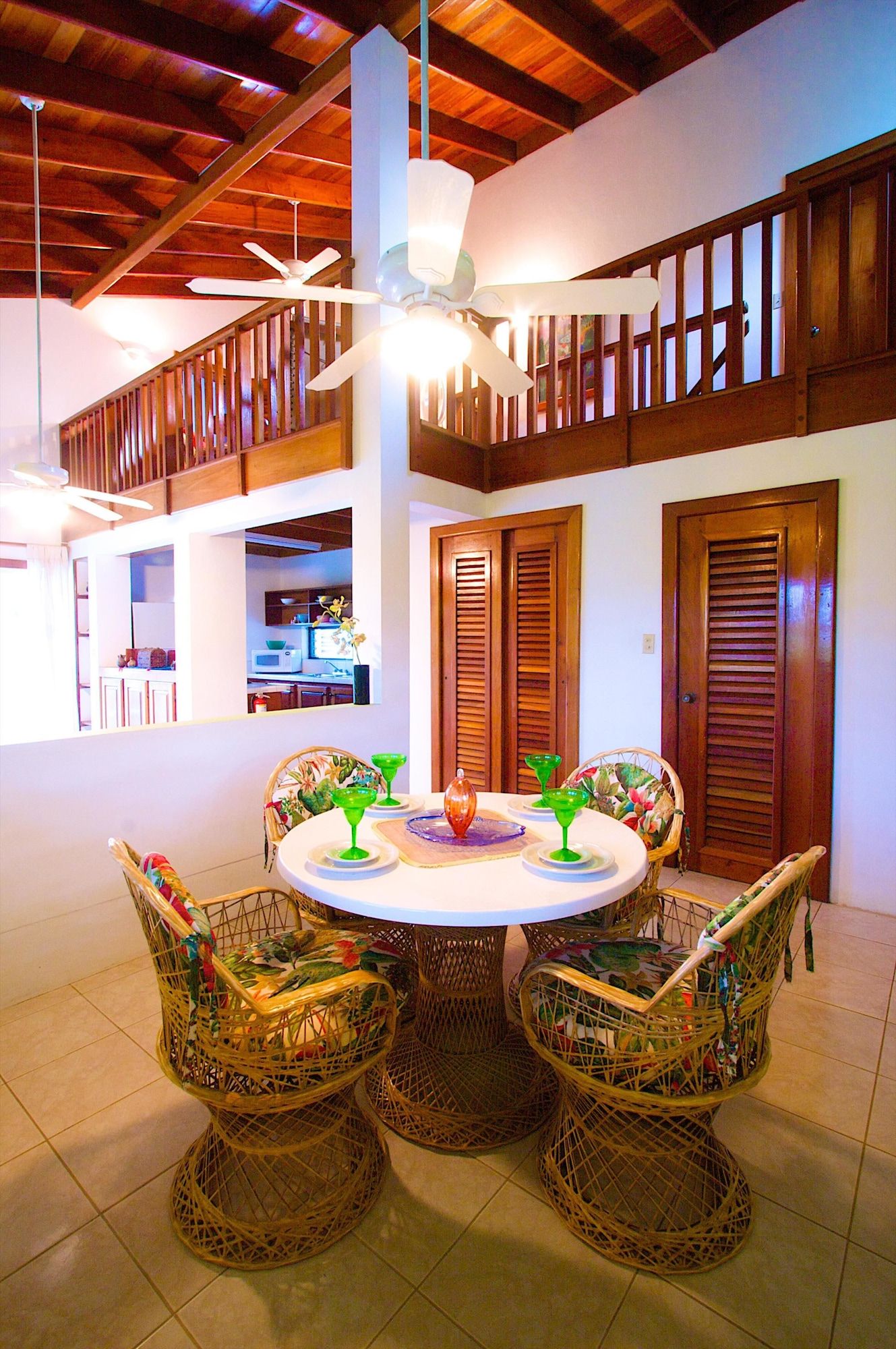 كاريبيان فيلاز هوتل - سان بيدرو - غرفة طعام