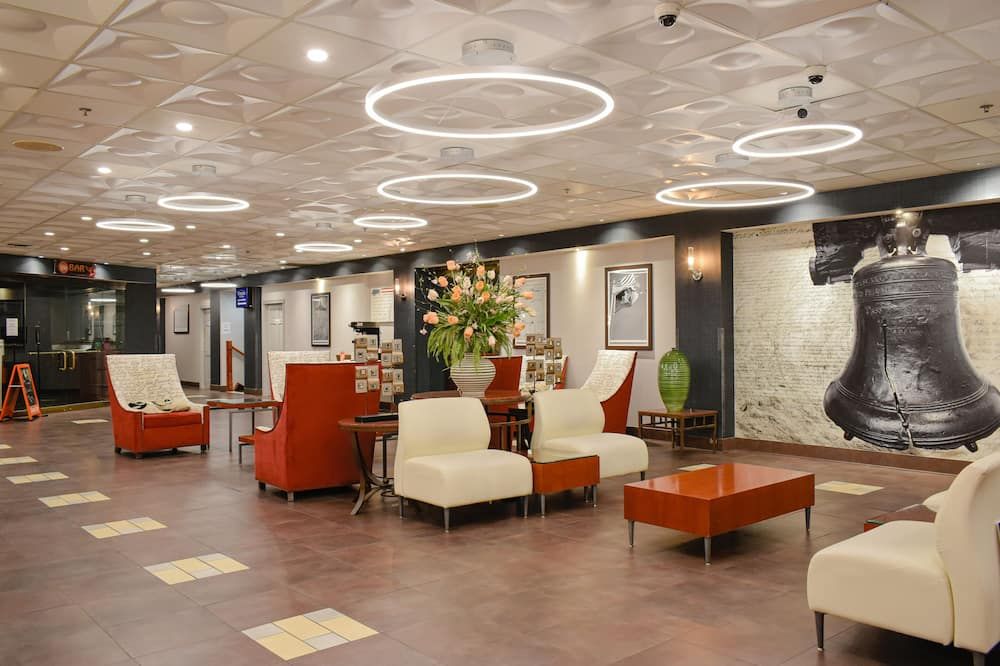 Exton Hotel and Conference Center - Exton - Lobby