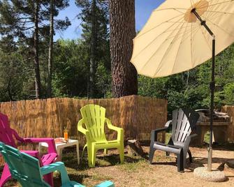 Lodges 2 bedrooms renovated with air conditioned - Saint-Jean-du-Gard - Patio