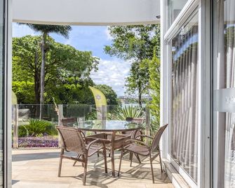 Cha Pampulha Design Hotel - Belo Horizonte - Balcony