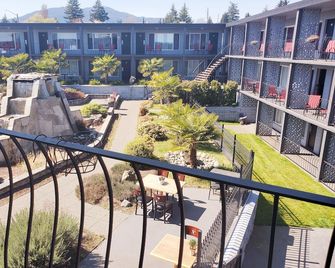 Port-O-Call Inn - Nanaimo - Balcony