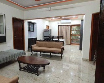 Spacious 2br/2ba Private Home - Guntūr