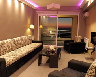 Aley Suites - Aley - Вітальня