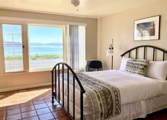 Tioga Lodge At Mono Lake - Lee Vining - Bedroom