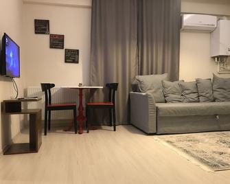 Izmir Homes - Esmirna - Sala de estar