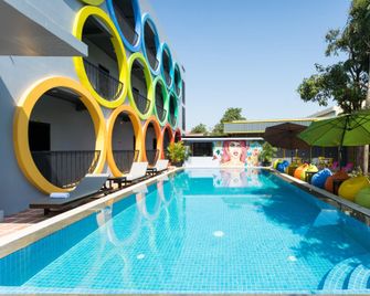 The Flex Hostel - Siem Reap - Pool